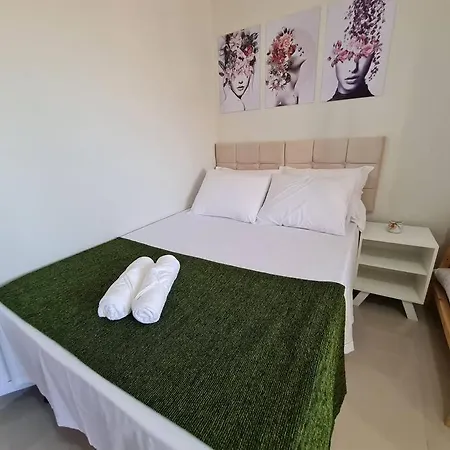 Kitnet404 Central, Com Tv Smart,Linda Vista Para Janela Montes Claros Exterior foto