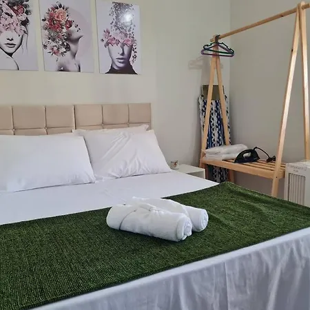 Kitnet404 Central, Com Tv Smart,Linda Vista Para Janela Montes Claros Exterior foto
